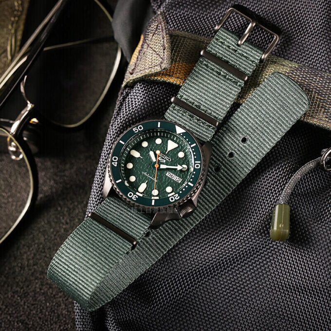 Seiko5 for menn Japan / Sør-Korea Mote