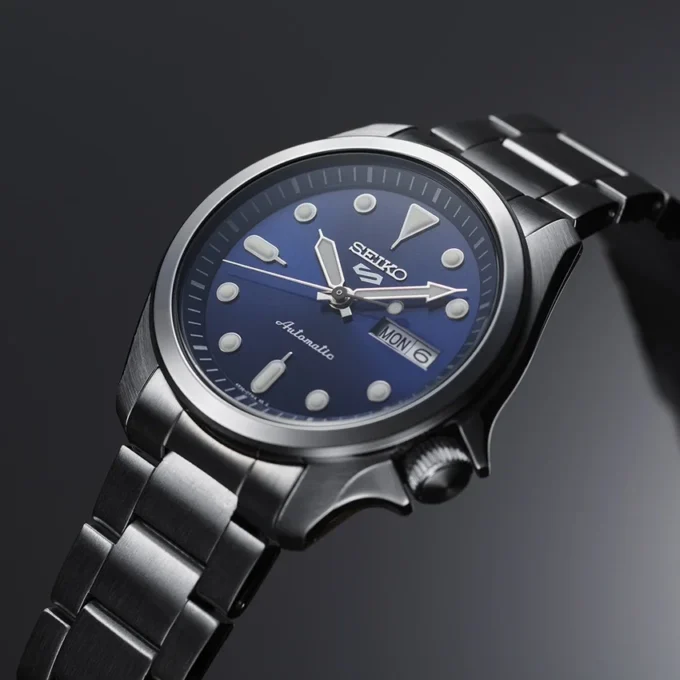 SRPE53 5 Sports SKX-serien